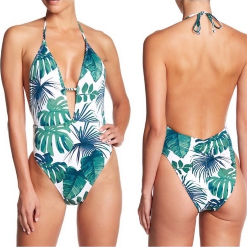 One piece bathing suit